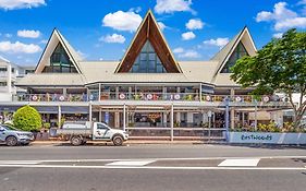 Beach Plaza Accommodation